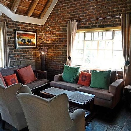 Marloth Park Hippo House Villa Buitenkant foto