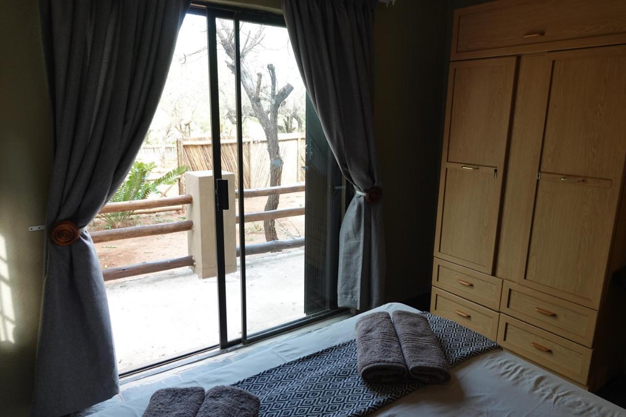 Marloth Park Hippo House Villa Buitenkant foto